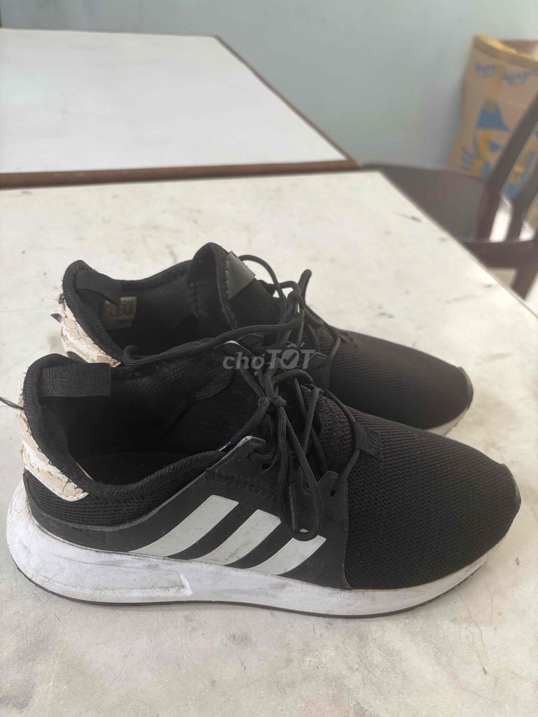 Giày thể thao Adidas Nam Đen size 40. Mua bán Giày dép tại Quận Thanh Khê Đà Nẵng được đăng bởi Anh Tuấn hình 1