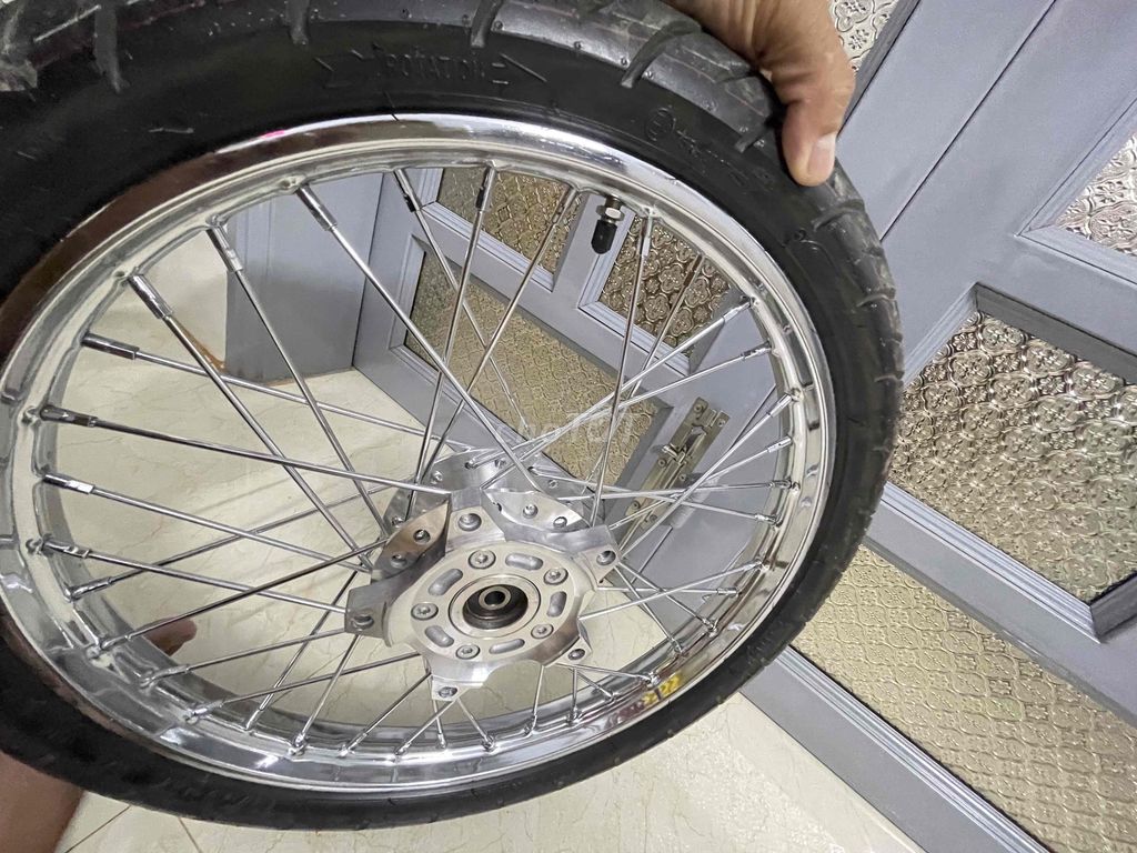 Cần ra đi bộ căm đùm niềng ex150 ngoại hình mới. Mua bán Phụ tùng xe tại Huyện Châu Đức Bà Rịa - Vũng Tàu được đăng bởi Tên chưa cung cấp hình 6