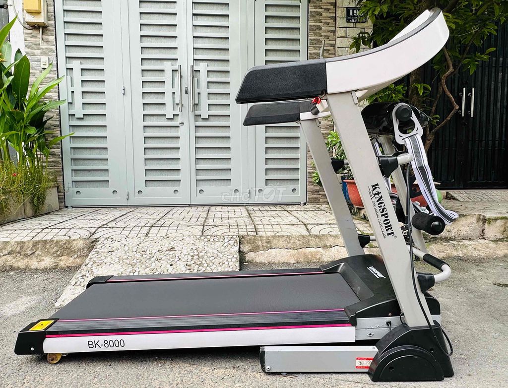 Máy chạy bộ Kingsport BK8000 đã sử dụng. Mua bán Đồ thể thao, Dã ngoại tại Quận Gò Vấp Tp Hồ Chí Minh được đăng bởi Hồng Nhung hình 1