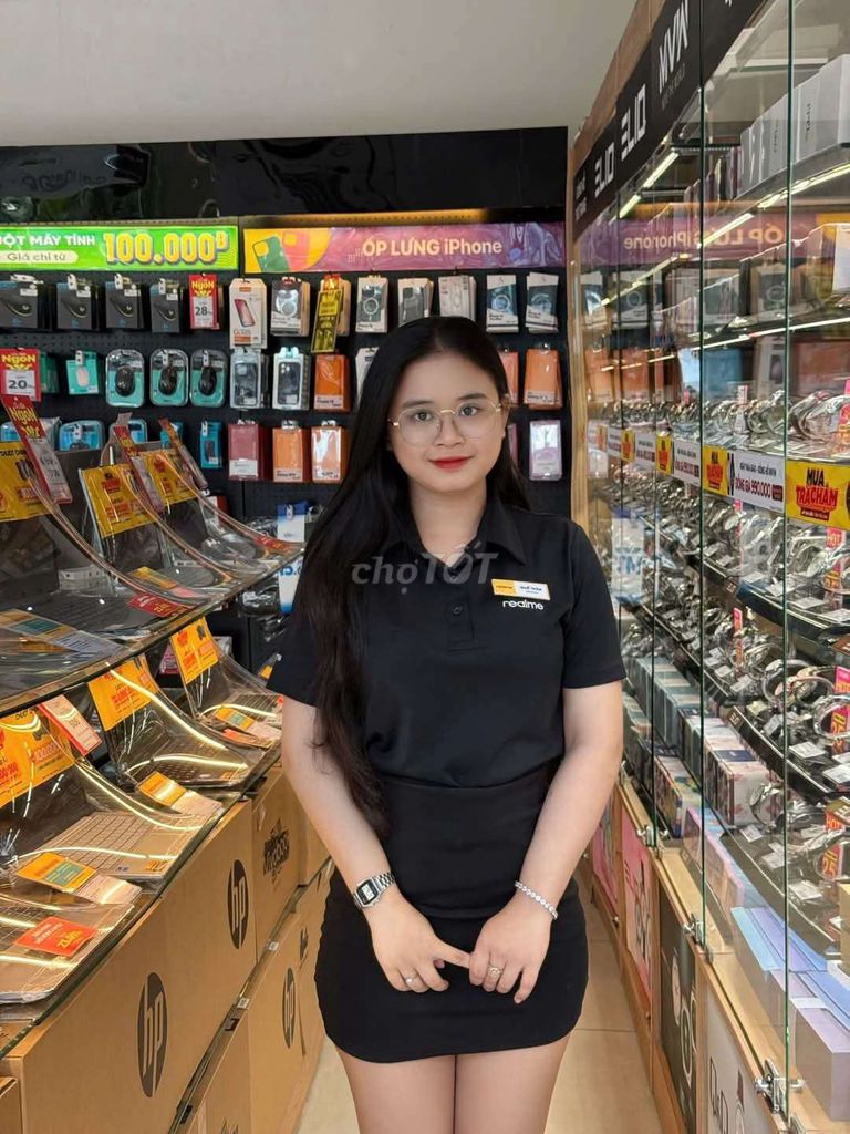 TUYỂN NHÂN VIÊN BÁN HÀNG ĐT REALME. Việc làm PG tại Huyện Đức Hòa Long An được đăng bởi Yến Linh hình 1