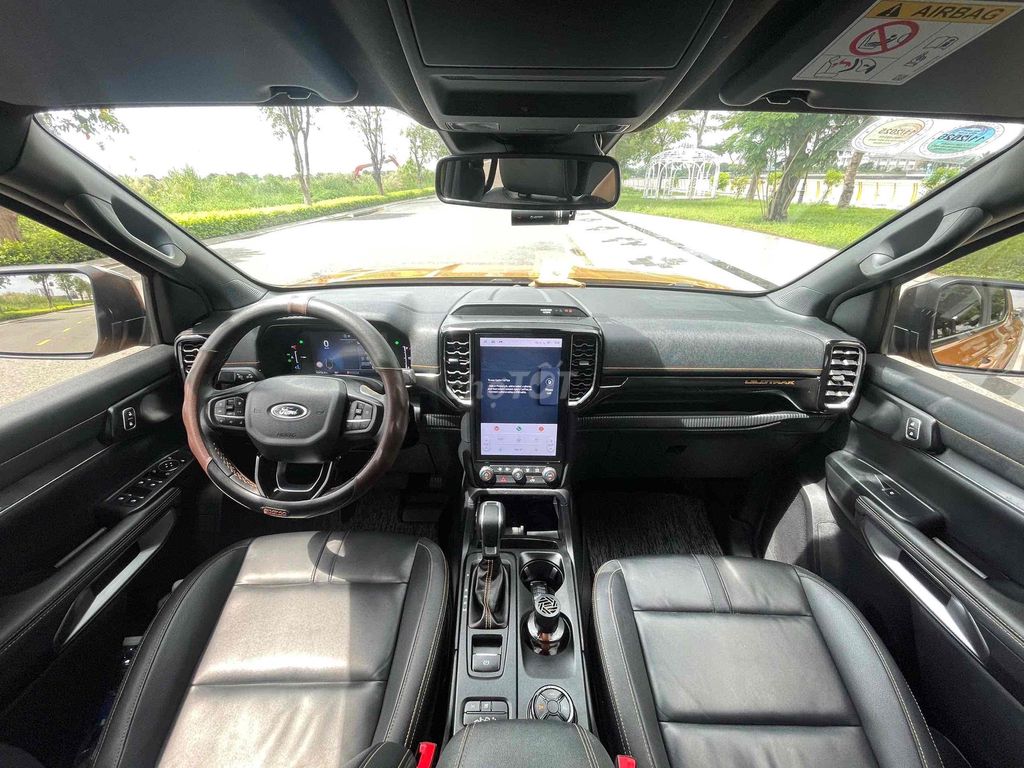 🚗Ford Ranger Wildtrak   SX:2024. Mua bán Ô tô tại Thành phố Thủ Đức Tp Hồ Chí Minh được đăng bởi LuxCars Siêu Thị Ô Tô Lướt Sài Gòn hình 5