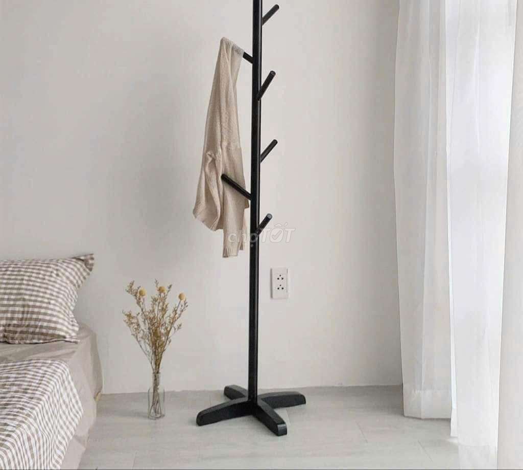 Cây treo đồ Oliving Gỗ thông. Mua bán Nội thất, đồ gia dụng khác tại Quận 12 Tp Hồ Chí Minh được đăng bởi Ruby Land hình 1