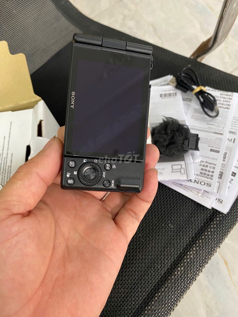 Sony ZV-1F Full box bảo hành chính hãng gần 2 năm. Mua bán Máy ảnh, Máy quay tại Quận 12 Tp Hồ Chí Minh được đăng bởi Quyên Phạm hình 5