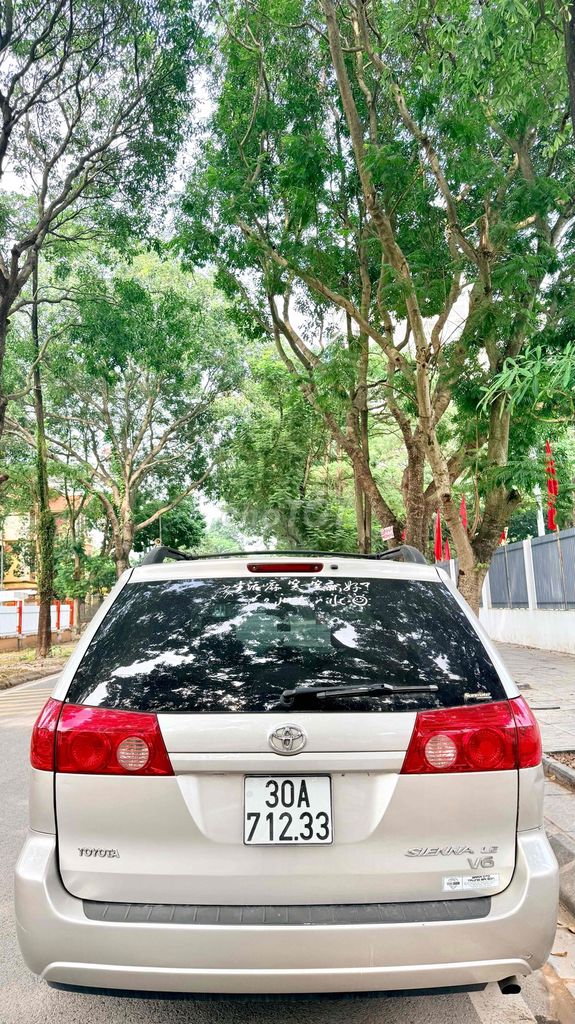 Toyota Sienna 3.5 V6 Nhập Mỹ. Mua bán Ô tô tại Quận Hoàng Mai Hà Nội được đăng bởi Phạm quang đồng hình 5