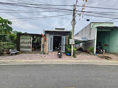 Nhà KDC Châu Thới, gần Quốc lộ 1k, làng đại học Quốc gia, 2456 Dĩ An. Mua bán nhà ở tại Thành phố Dĩ An Bình Dương được đăng bởi Quang Vinh