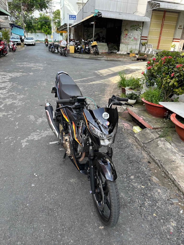 satria 150 đời 2019. Mua bán Xe máy tại Thành phố Long Xuyên An Giang được đăng bởi Lê Quang Xe Máy hình 3