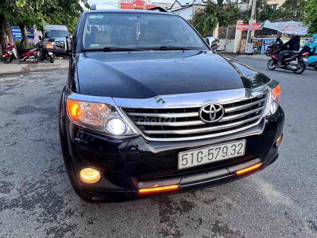 Toyota Fortuner 2014 2.7V 4x4 AT - 70000 km. Mua bán Ô tô tại Huyện Hóc Môn Tp Hồ Chí Minh được đăng bởi chuppy nail hình 1