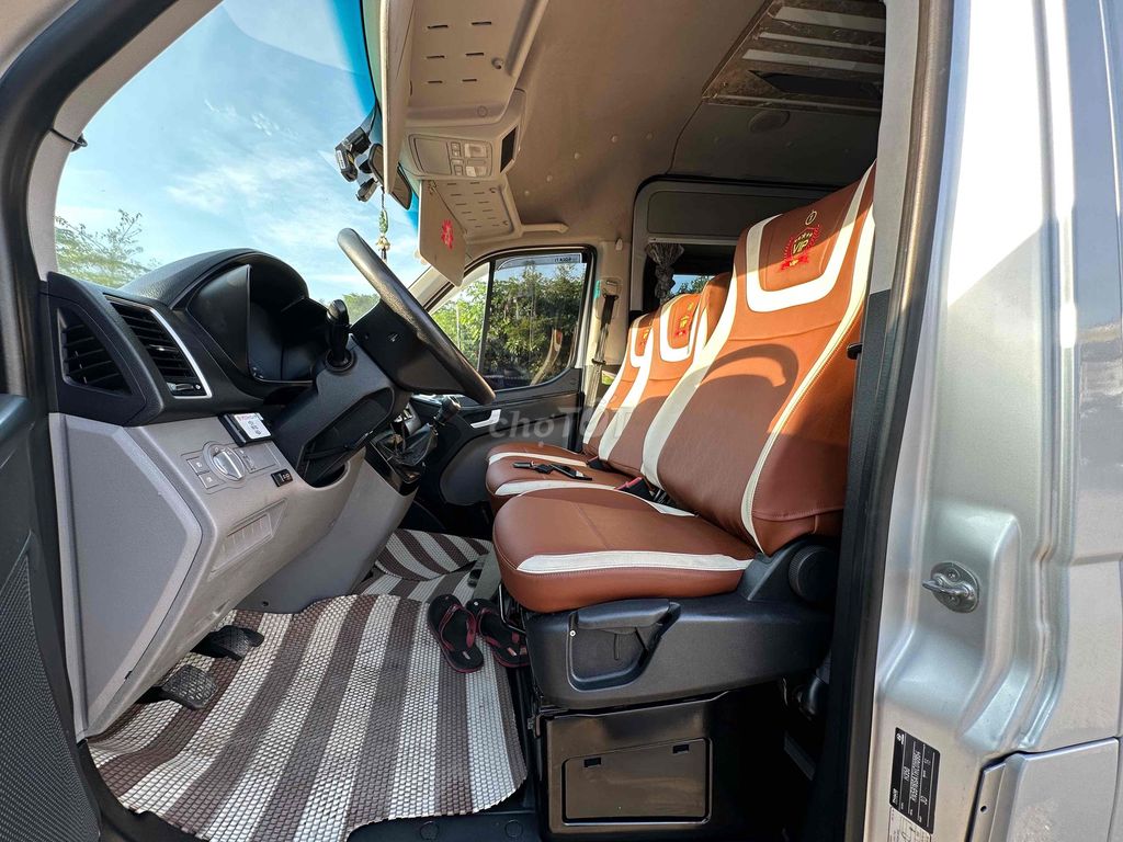 Em bán Hyundai Solati 2017 Du lịch nòi màu bạc. Mua bán Phương tiện khác tại Quận Bình Tân Tp Hồ Chí Minh được đăng bởi Xe Hồng Minh hình 6