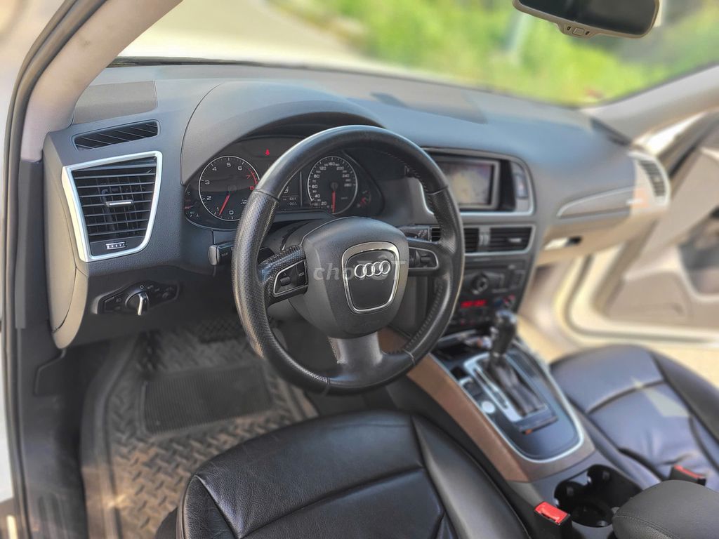 Audi Q5 2.0T Quattro 2011 - 116000 km. Mua bán Ô tô tại Quận 1 Tp Hồ Chí Minh được đăng bởi Hoàn Audi hình 8