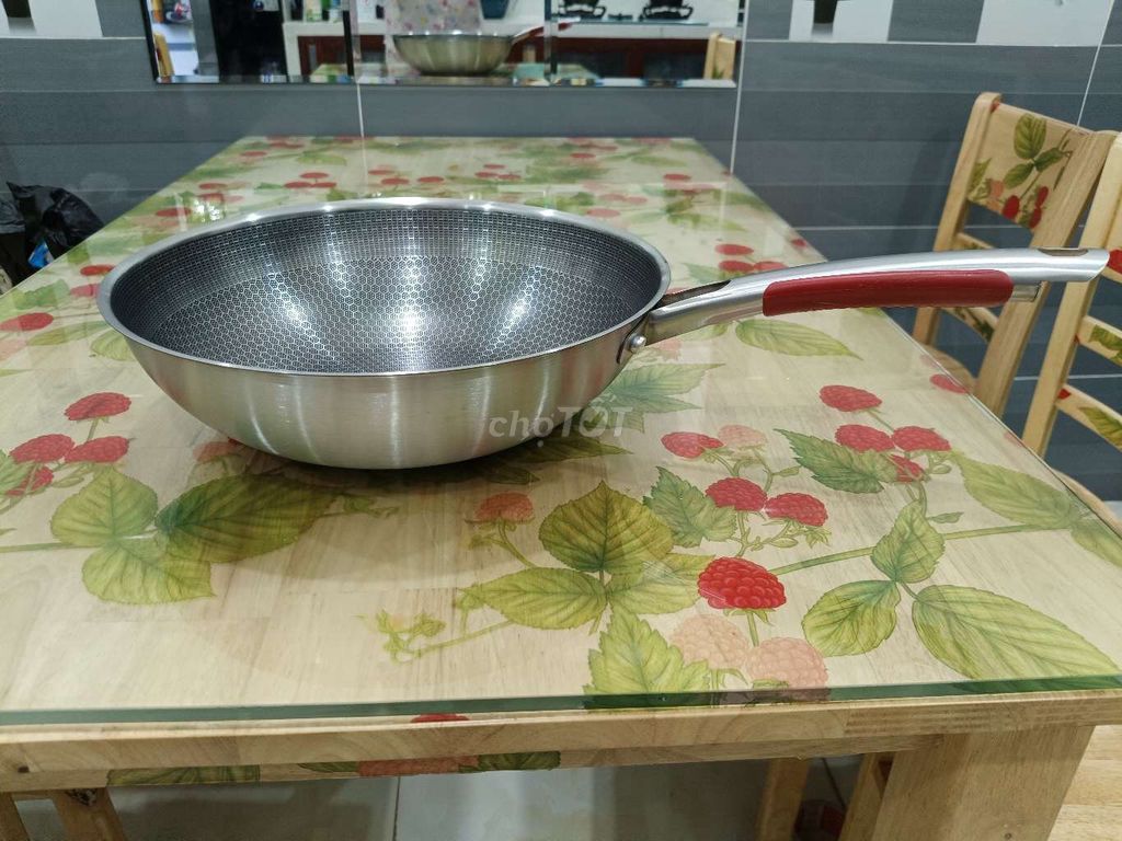 Chảo tổng ong có tay cầm 32cm (lòng sâu)