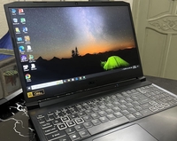 Hoàng Thư Laptop