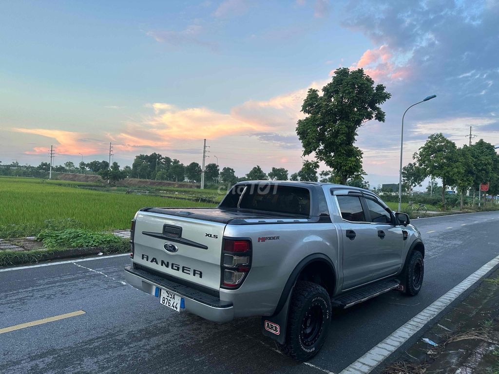 Ford Ranger 2013 XLS 2.2L 4x2 AT - 197887 km. Mua bán Ô tô tại Quận Long Biên Hà Nội được đăng bởi TOÀN THẮNG Ô TÔ KINH BẮC hình 6