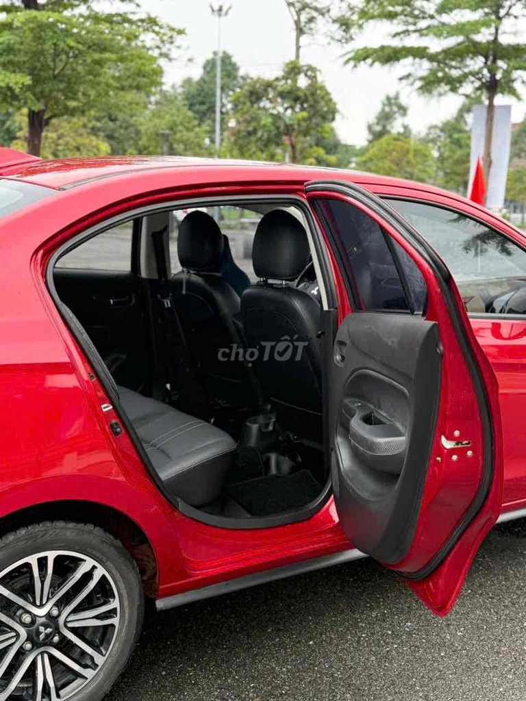 Mitsubishi Attrage 2021 Premium bản 1.2 nhập thái. Mua bán Ô tô tại Quận Liên Chiểu Đà Nẵng được đăng bởi toàn hình 12