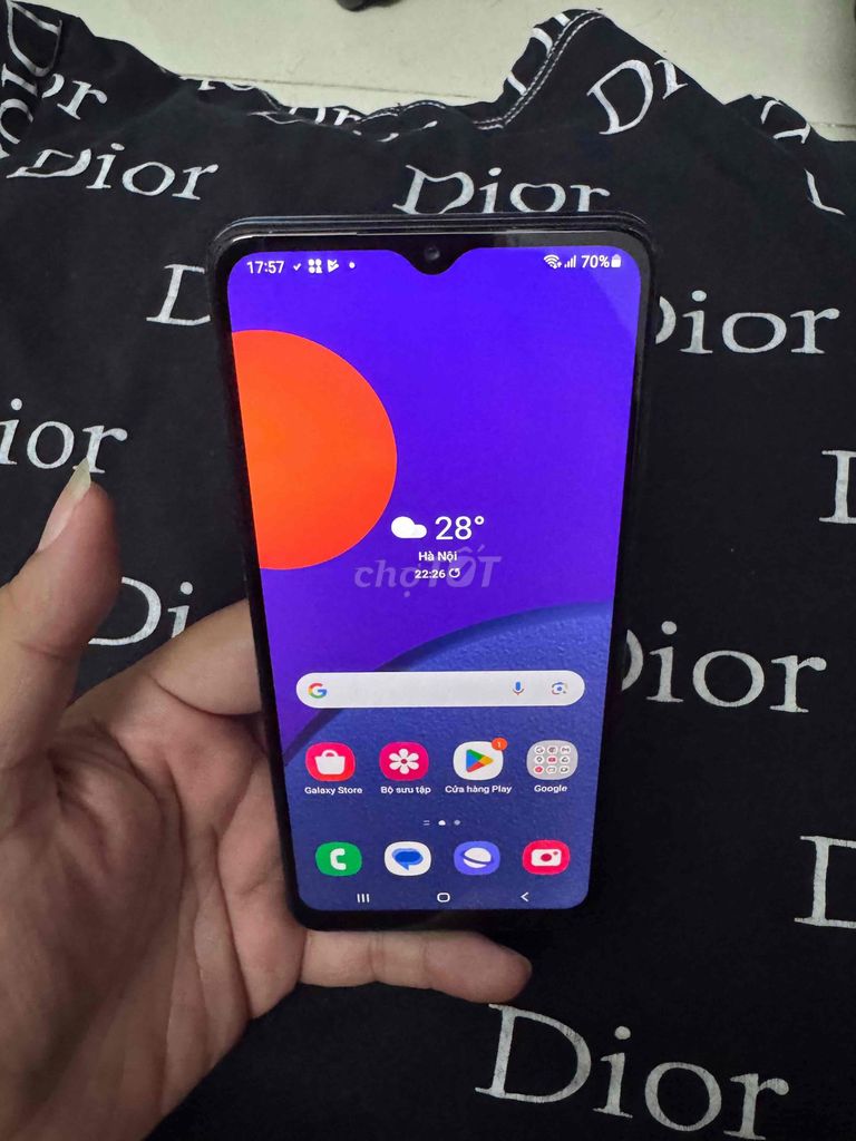 Samsung Galaxy M12 2sim vân ok ram 4gb rom 64GB. Mua bán Điện thoại tại Thành phố Thủ Đức Tp Hồ Chí Minh được đăng bởi bin  hình 1