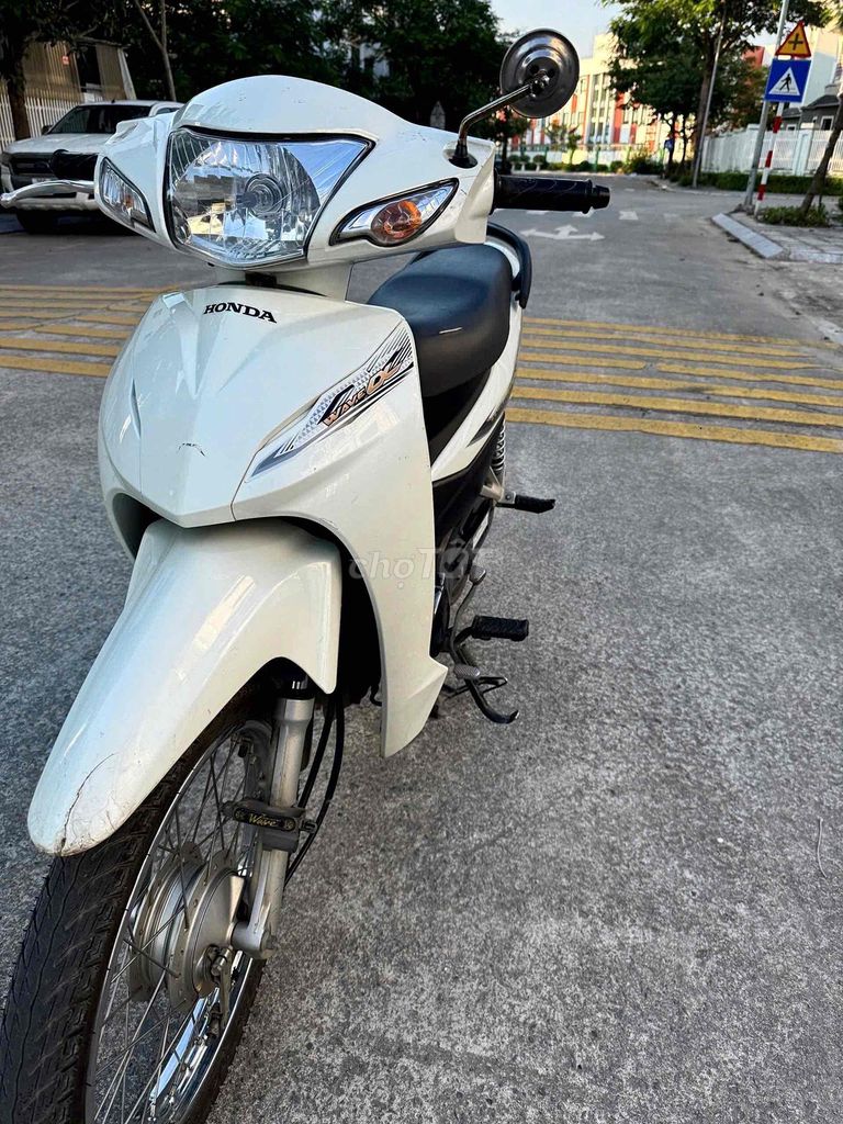 Honda Wave 110 2017 Trắng 55051 km. Mua bán Xe máy tại Huyện Hoài Đức Hà Nội được đăng bởi Ngọc Anh hình 6