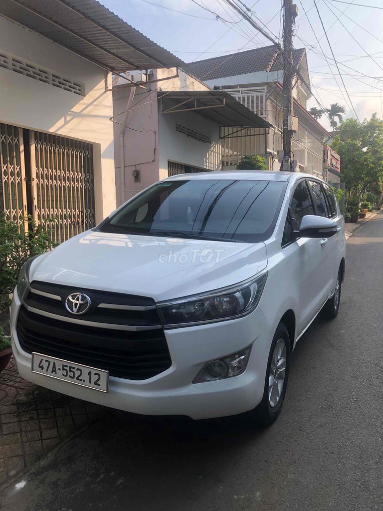 Toyota Innova 2017 2.0E - 75048 km