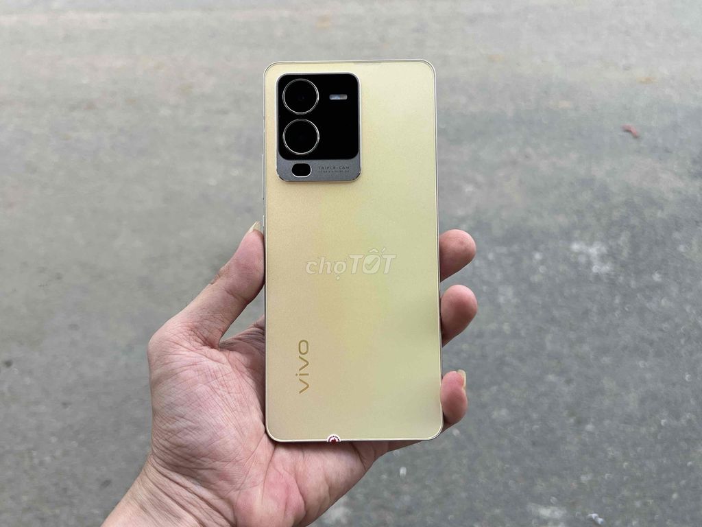 Vivo S15 8GB/128GB Vàng Snapdragon 870. Mua bán Điện thoại tại Thành phố Biên Hòa Đồng Nai được đăng bởi Fire Shop hình 1