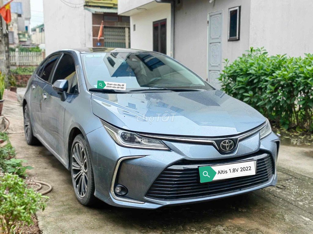 Toyota Corolla Altis 1.8V 2022 odo 2.1v quá mới