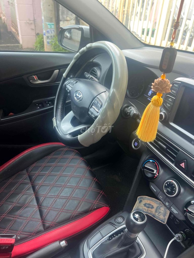 Hyundai Kona 2020 2.0 AT - 58000 km. Mua bán Ô tô tại Thành phố Buôn Ma Thuột Đắk Lắk được đăng bởi Thuỷ Hoàng hình 3