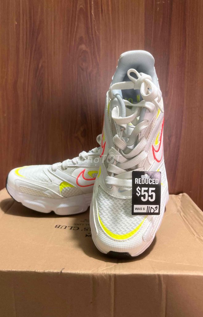 Giày thể thao Nữ Trắng size 36 Mới. Mua bán Giày dép tại Thành phố Châu Đốc An Giang được đăng bởi Lê Bình Cầm Đồ 2 hình 1
