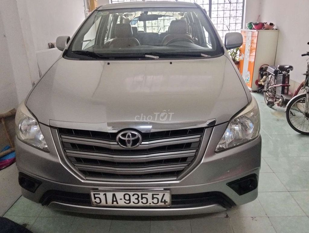 XE NHÀ INNOVA 2014. MÁY 2.0G.MÁY RẤT ÊM XE ZIN 90%. Mua bán Ô tô tại Quận Tân Bình Tp Hồ Chí Minh được đăng bởi Văn Thiện hình 1