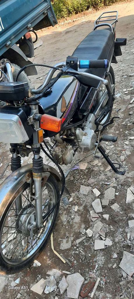 Cần bán wyn ld đài loan ít đi còn rất đẹp  4,5 tr. Mua bán Xe máy tại Quận Nam Từ Liêm Hà Nội được đăng bởi nguyễn thanh tùng hình 4