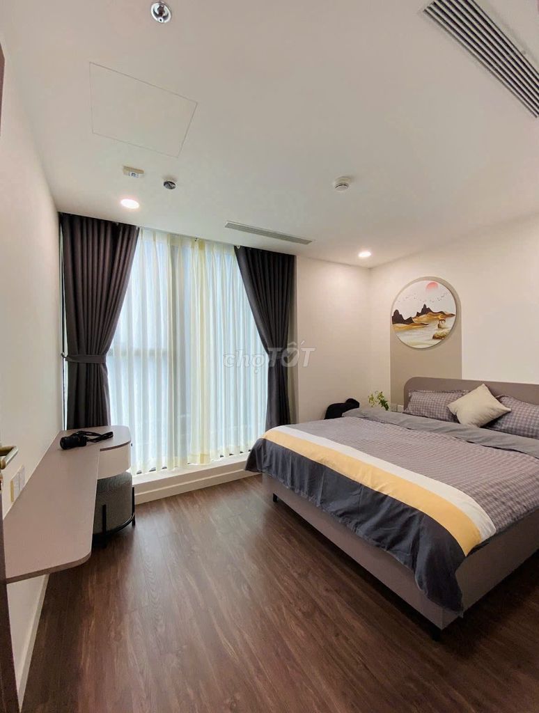 CHO THUÊ CHUNG CƯ CAO CẤP SHUNSHINE SKY CITY 2PN2WC FULL NT 16,5TR