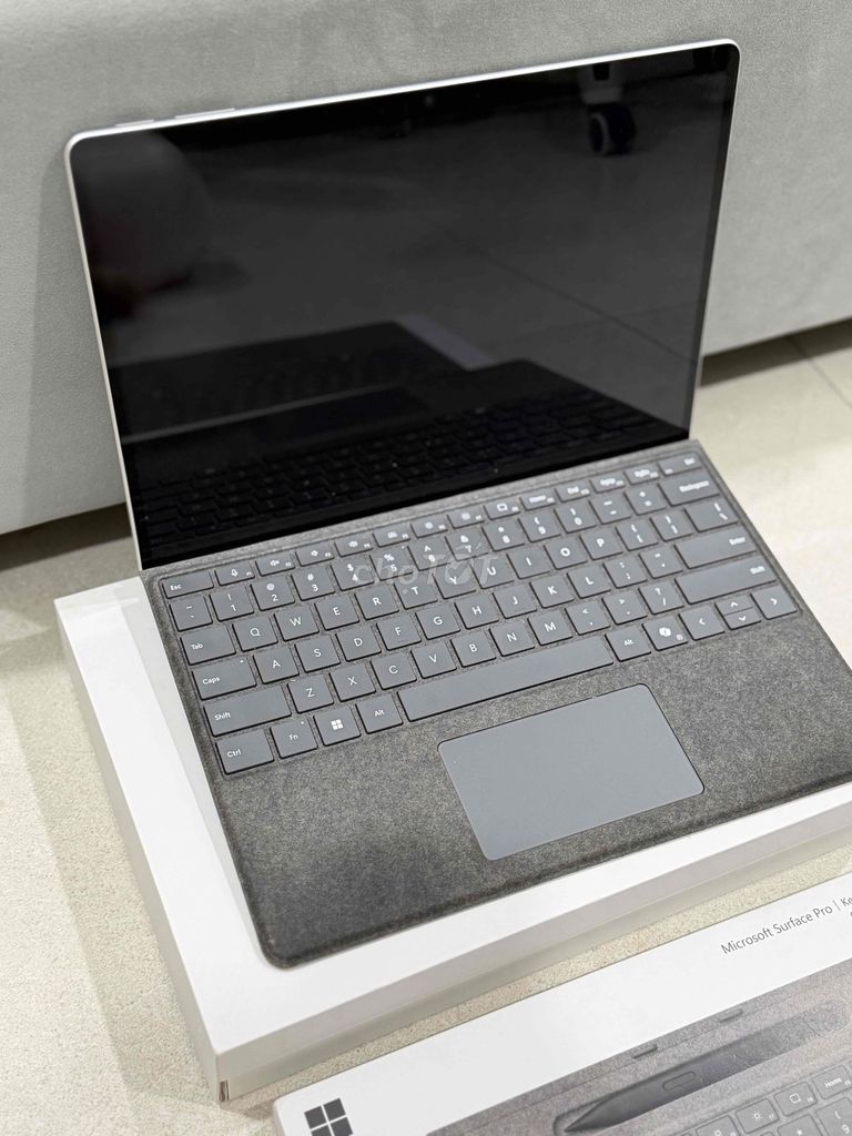 Microsoft Surface Pro 16GB/1TB. Mua bán Máy tính bảng tại Quận 5 Tp Hồ Chí Minh được đăng bởi San hình 1