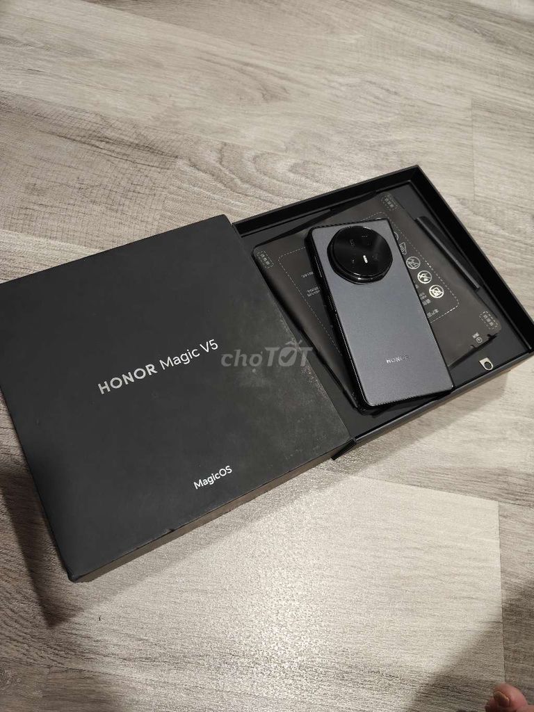 Honor Magic V5(16/512)fullbox có gl. Mua bán Điện thoại tại Quận 5 Tp Hồ Chí Minh được đăng bởi Strawberry Táo hình 1