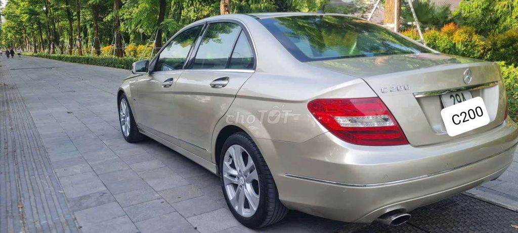 Mercedes Benz C Class 2012 C200 -. Mua bán Ô tô tại Quận Hà Đông Hà Nội được đăng bởi Mr Cường hình 3