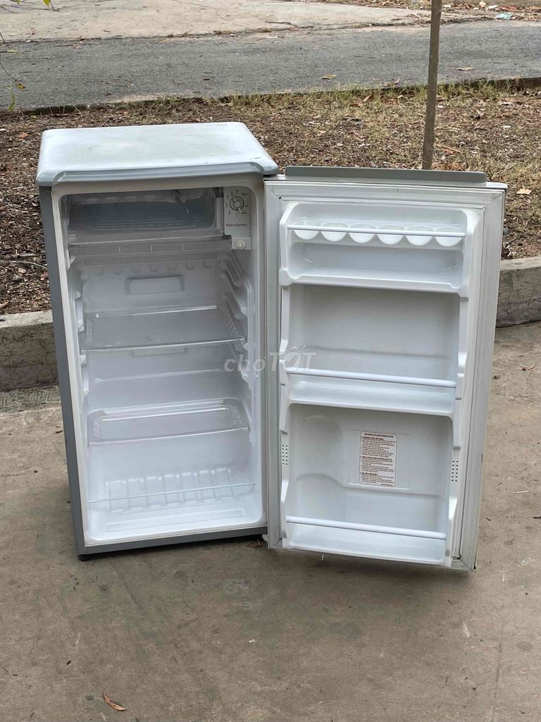Thanh lý tủ lạnh SANYO 75L siêu mini