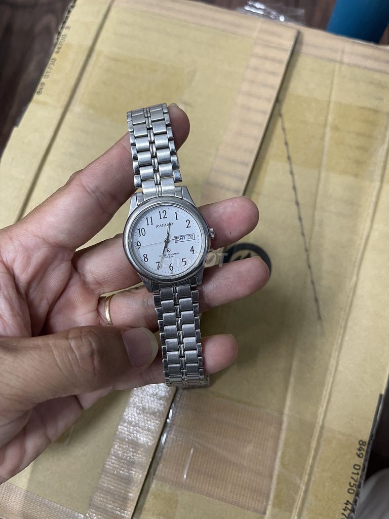 Đồng hồ đeo tay Rayard Nữ Kim loại Bạc. Mua bán Đồng hồ tại Huyện Bến Lức Long An được đăng bởi Đông hàng si  hình 1