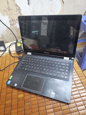 Lenovo Yoga, chip core i3, ram 4g, bị vỡ màn. Mua bán Laptop tại Quận Hai Bà Trưng Hà Nội được đăng bởi Linh