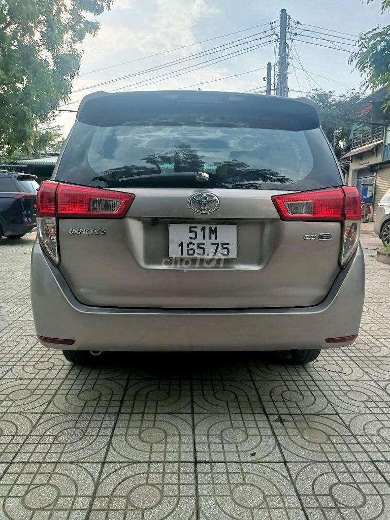 Chính chủ cavet bán  Innova 2016 2.0E. Số sàn. Mua bán Ô tô tại Thành phố Thủ Dầu Một Bình Dương được đăng bởi Phan Thanh Hiến hình 3