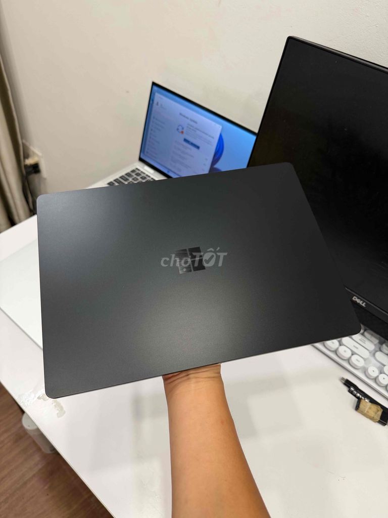 Surface Laptop 4 13” I7 16GB/256GB QHD 2K Touch 99. Mua bán Laptop tại Quận Tân Bình Tp Hồ Chí Minh được đăng bởi ĐẶNG HOÀNG PHÚC hình 1