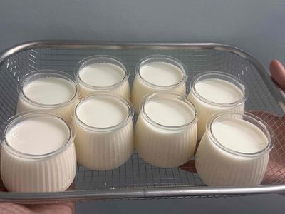 sữa chua nhà làm. Mua bán Đồ ăn, thực phẩm và các loại khác tại Thành phố Thủ Đức Tp Hồ Chí Minh được đăng bởi Đoàn Trúc Nhi