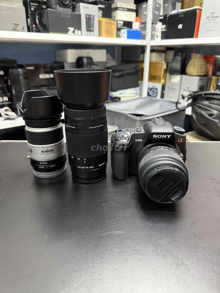 sony A300 , ba lens đủ dải