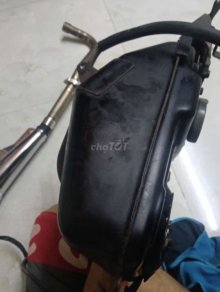 Thùng xăng wave thái 110 đời 99 đẹp sơn zin. Mua bán Phụ tùng xe tại Quận 12 Tp Hồ Chí Minh được đăng bởi hàng theo xe hình 6