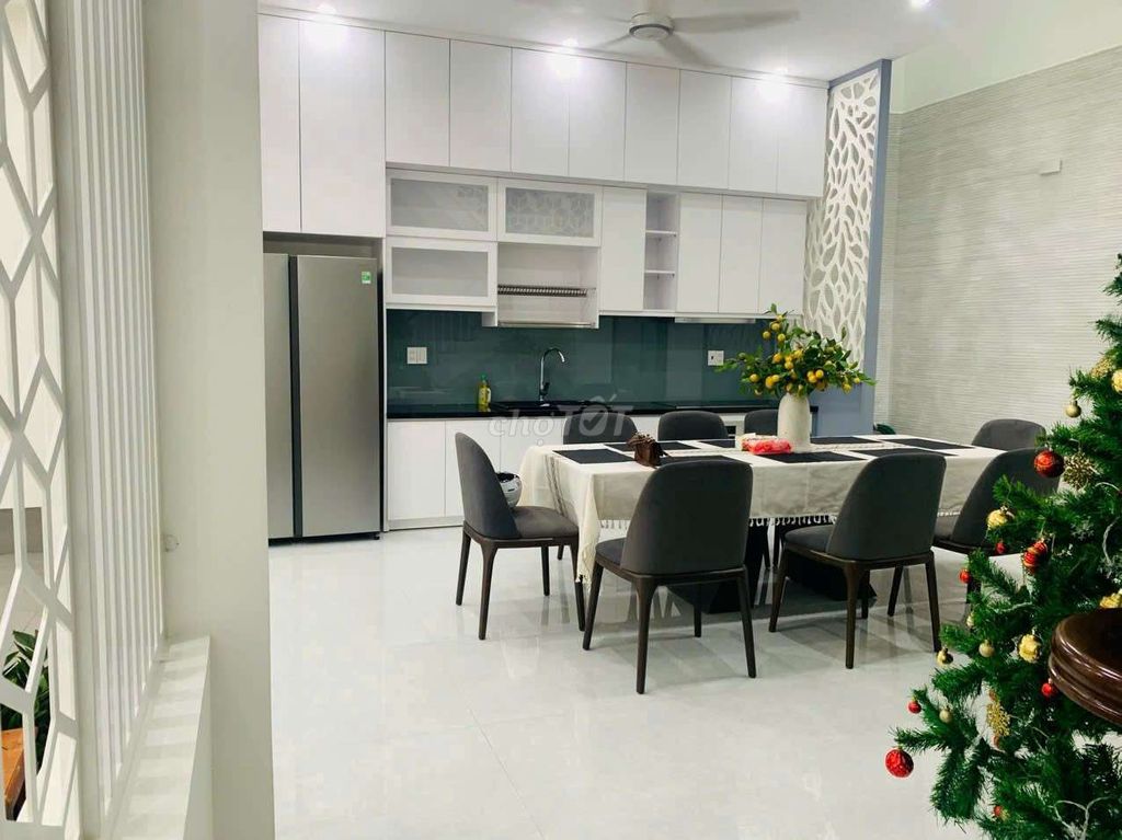 Bán nhà hẻm thông bàn cờ Võ Thị Sáu