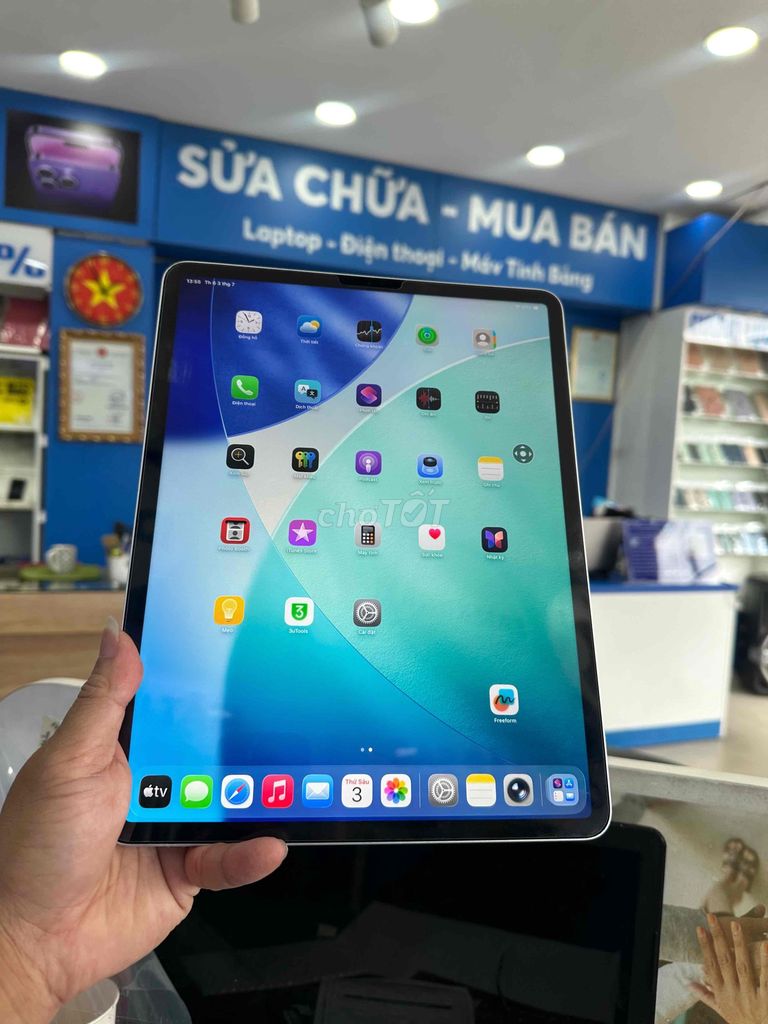 Apple iPad Pro 12.9 inch 2018 256GB Bạc. Mua bán Máy tính bảng tại Quận 10 Tp Hồ Chí Minh được đăng bởi nguyenphong hình 1