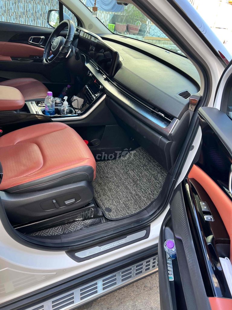 Kia Carnival 2023 Signature 2.2D chính chủ bán. Mua bán Ô tô tại Thành phố Nha Trang Khánh Hòa được đăng bởi Nguyên Thanh Auto Nha Trang hình 7