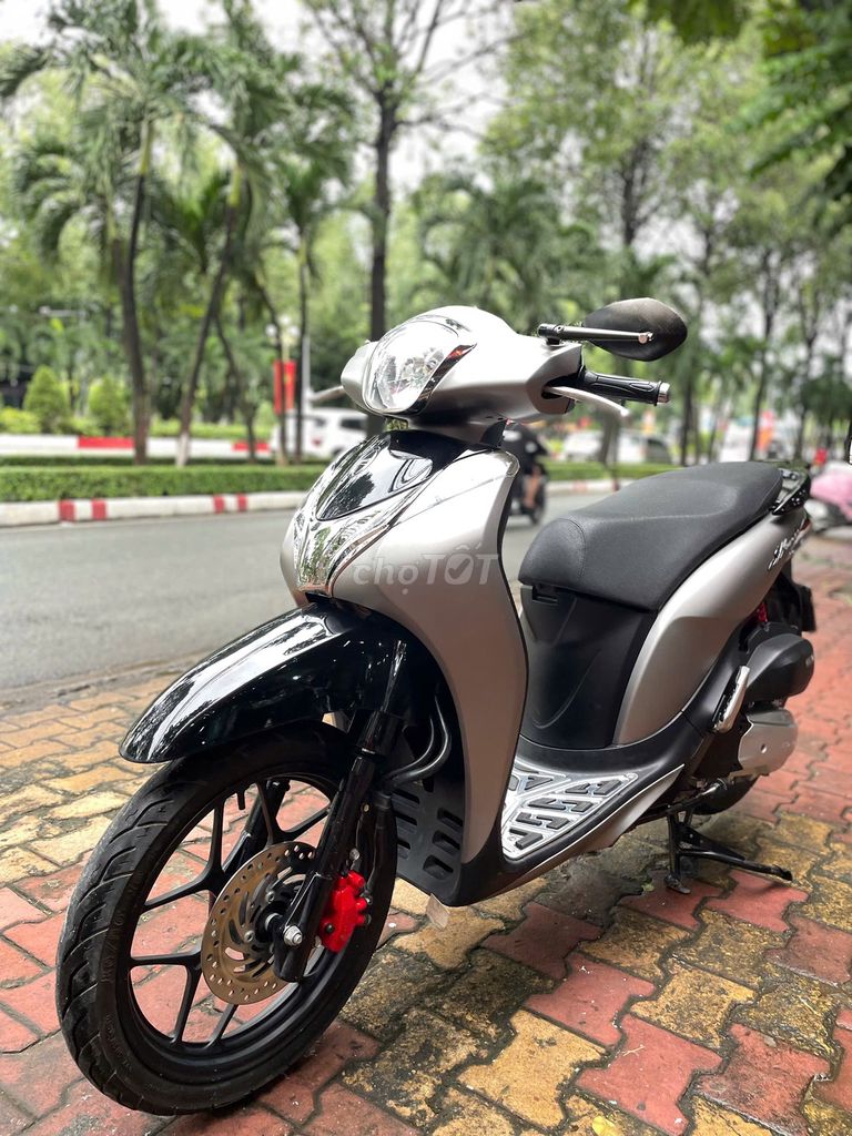 Sh mode. Mua bán Xe máy tại Thành phố Biên Hòa Đồng Nai được đăng bởi Phương nguyễn  hình 2