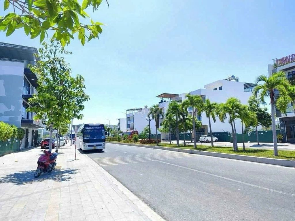 Bán lô đất đẹp đường số 22 ( B5) VCN Phước Long- Nha Trang