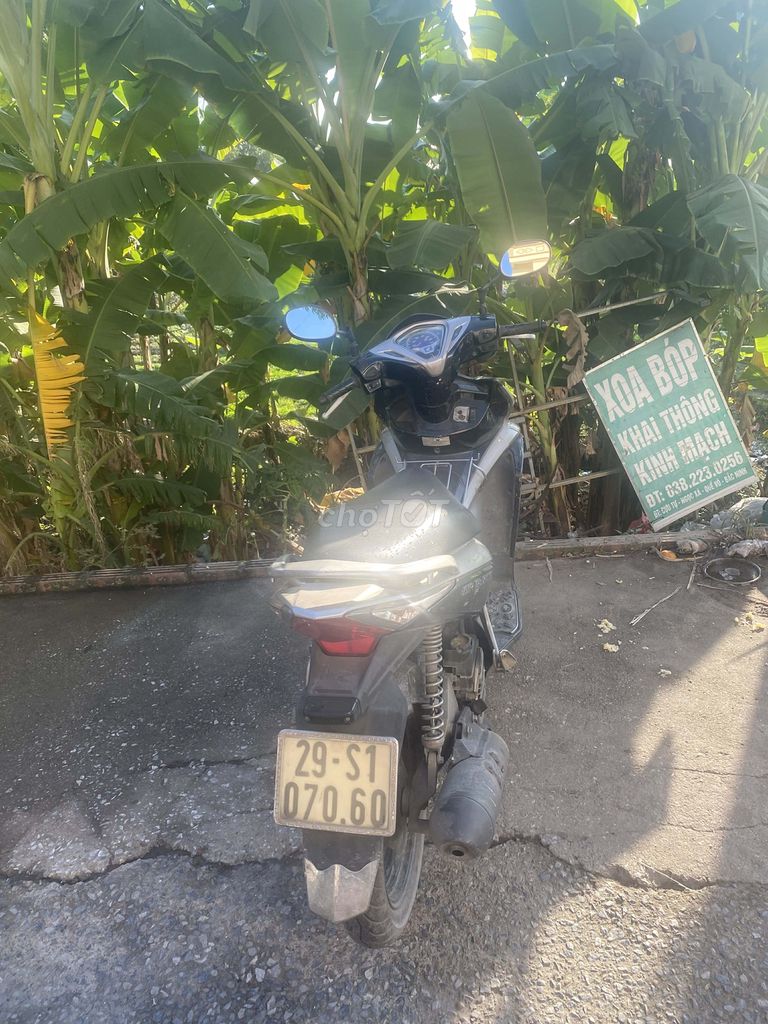 Honda Air Blade 2011 Đen bạc. Mua bán Xe máy tại Huyện Quế Võ Bắc Ninh được đăng bởi Trầndanh hình 2