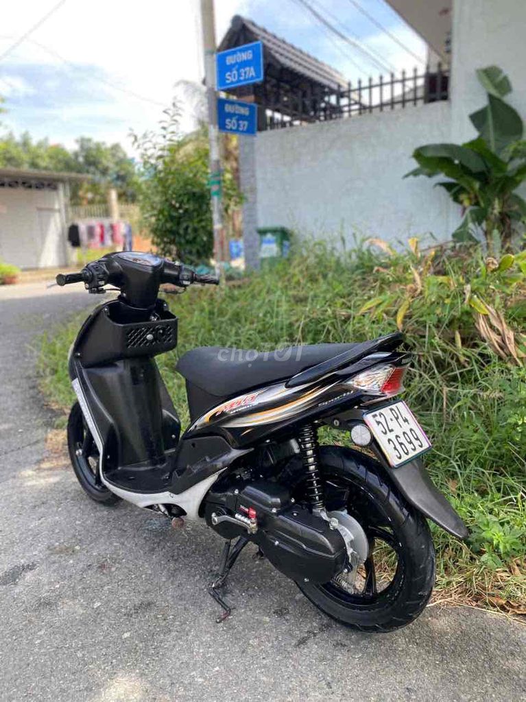 Yamaha Mio 2004 Đen Tự động. Mua bán Xe máy tại Huyện Củ Chi Tp Hồ Chí Minh được đăng bởi HuỳnhLâm Bổn hình 8