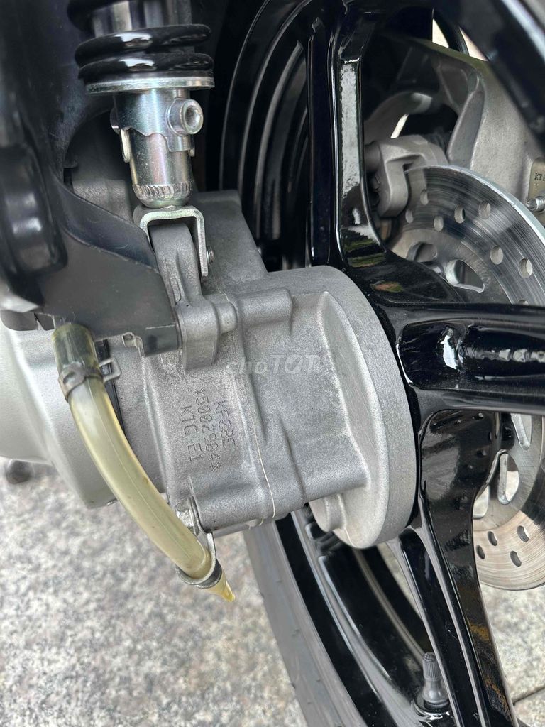 sh 150i nhập 3 cục 2010 trắng sporty zin chưa rot. Mua bán Xe máy tại Quận Tân Phú Tp Hồ Chí Minh được đăng bởi VÕ MINH HẬU hình 5