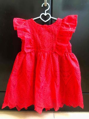 Đầm ren đỏ cho bé gái