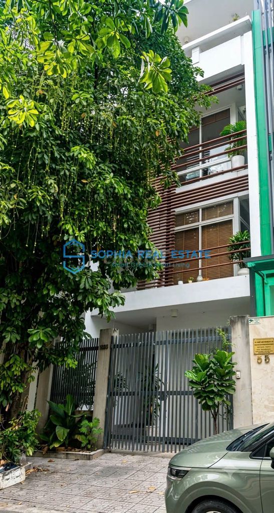 Rent · 4 bd · 100 м² · Thành phố Thủ Đức, ул. Đường 31C