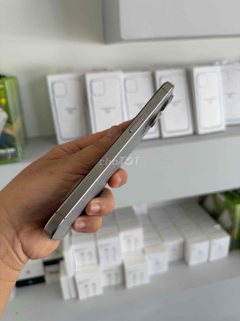 iphone 15 Promax 256Gb Pin 84 vn/a. Mua bán Điện thoại tại Quận Ninh Kiều Cần Thơ được đăng bởi Như Ý Mobile Cần Thơ hình 3