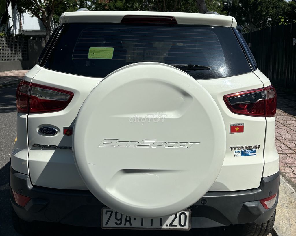 Ford EcoSport Titanium 2016 Белый 51 000 км